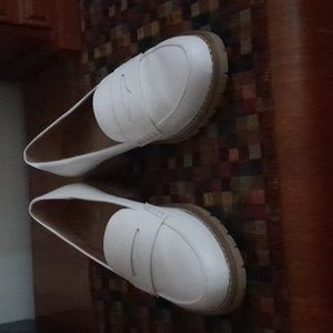 NWOT Dolce Vita Loafers